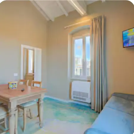 Emozione Blu 펜션 몬테 마르첼로